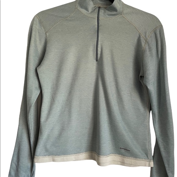 Patagonia women's capilene base layer top, Small - Picture 2 of 7